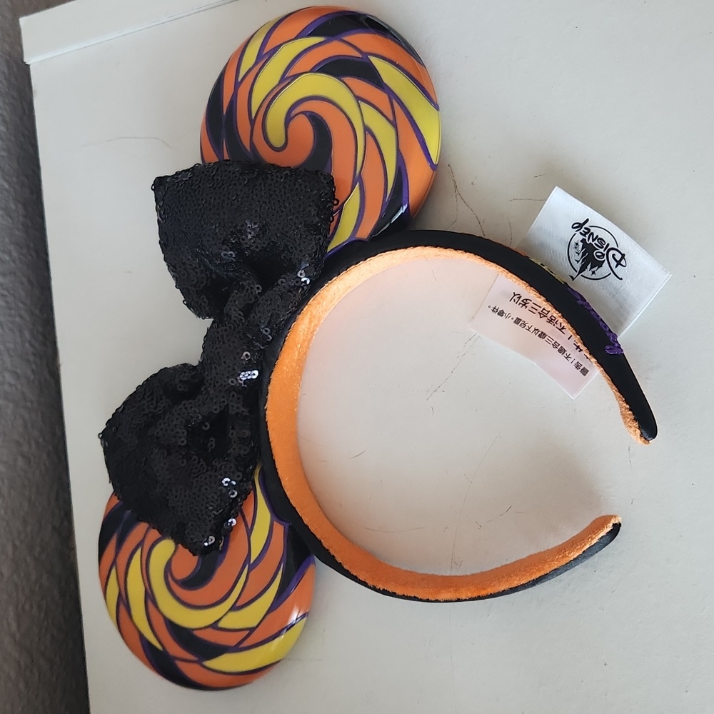 Disney Halloween candy Minnie ears